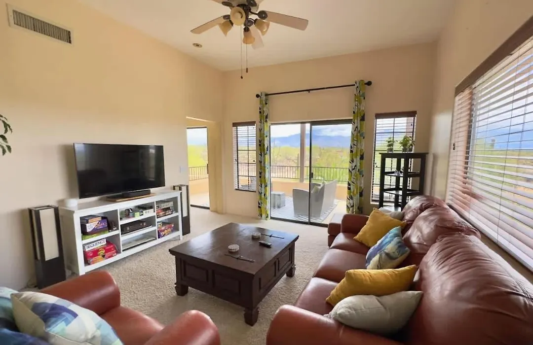 Spectacular Views, Heated Pool, And Outdoor Bbq-1